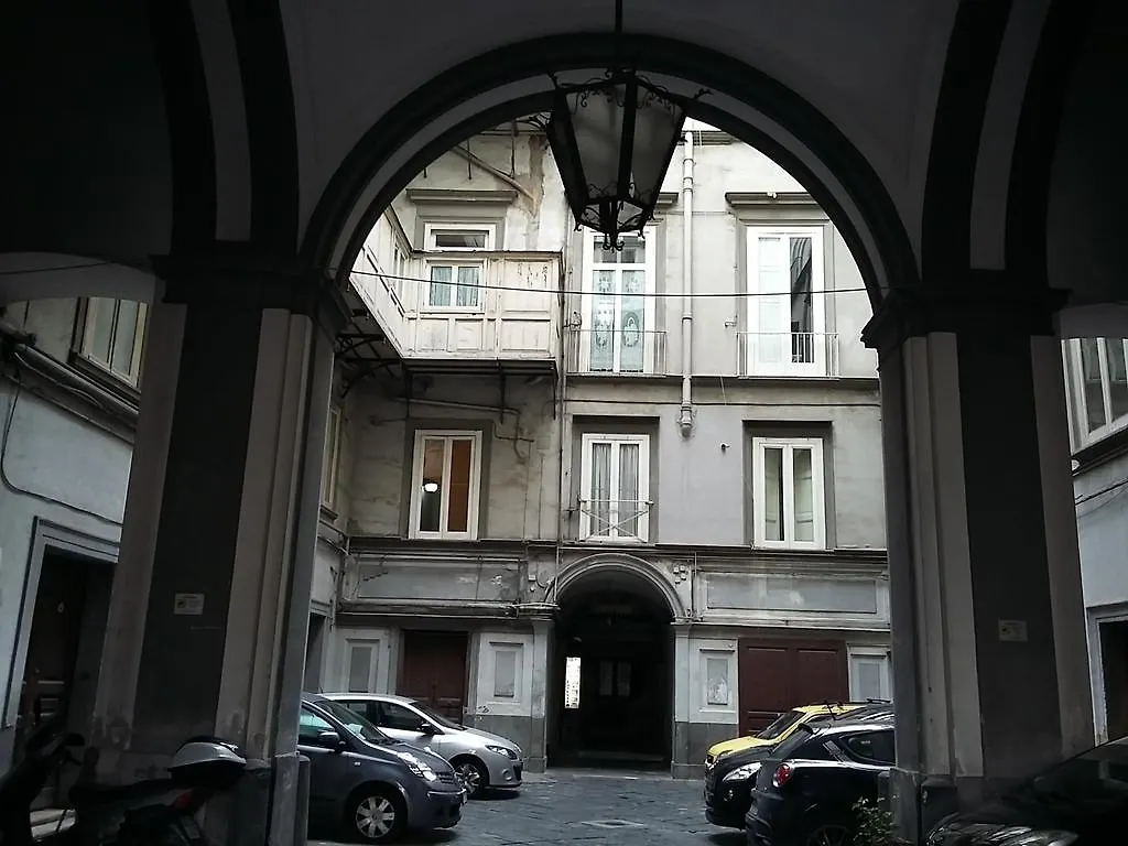 Chiaia Glamour Appartamento Centralissimo Naples 0*,